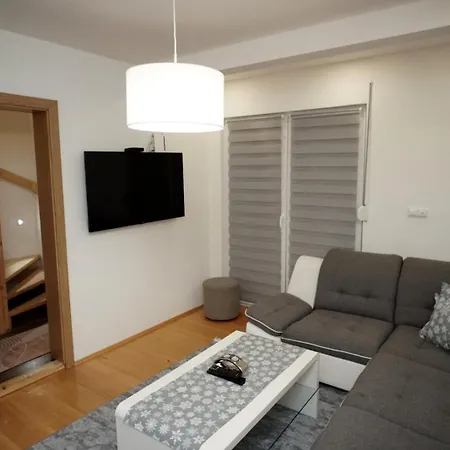 Planinska Kuca Natura *